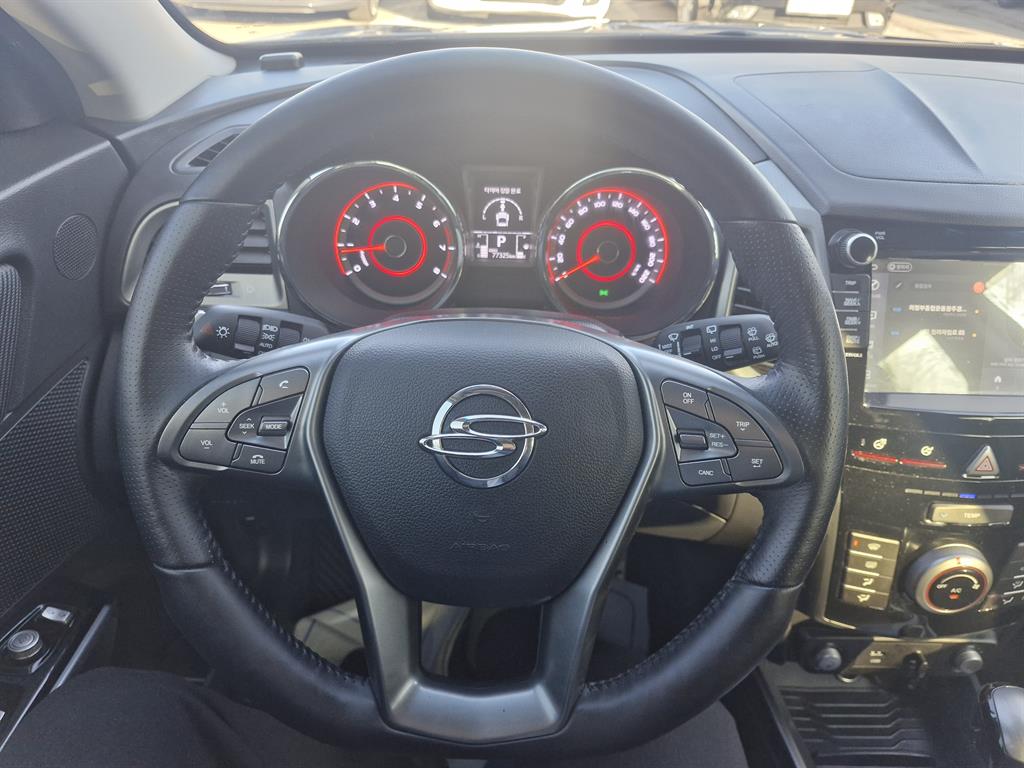 Ssangyong Tivoli - Vista 6