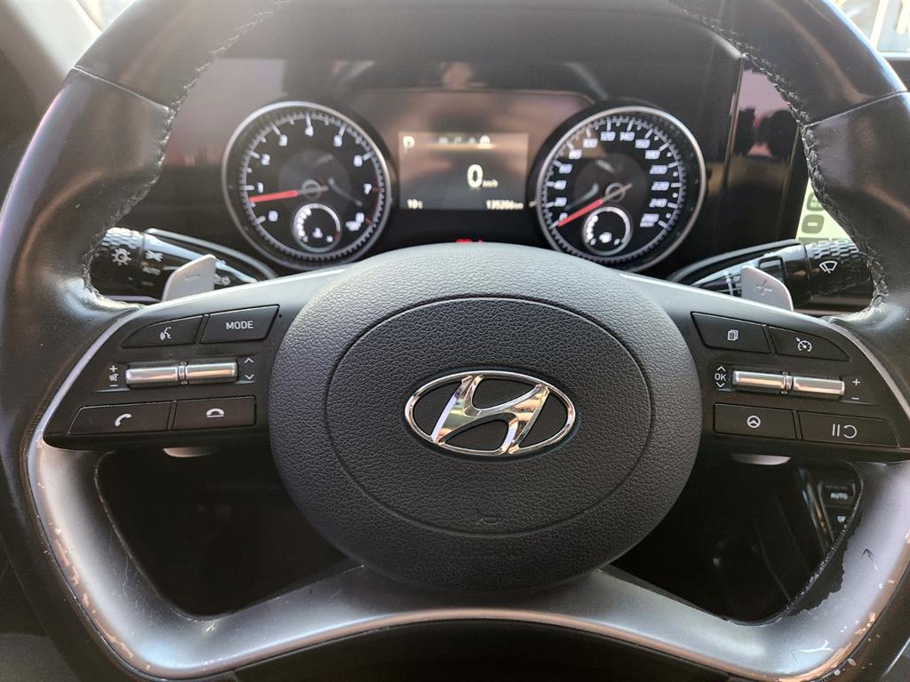 HYUNDAI Grandeur - Vista 11