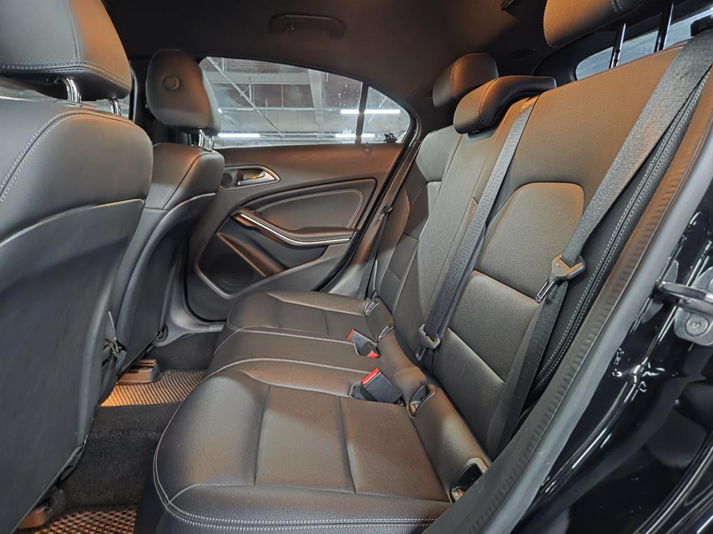 Mercedes Benz A Class - Vista 9