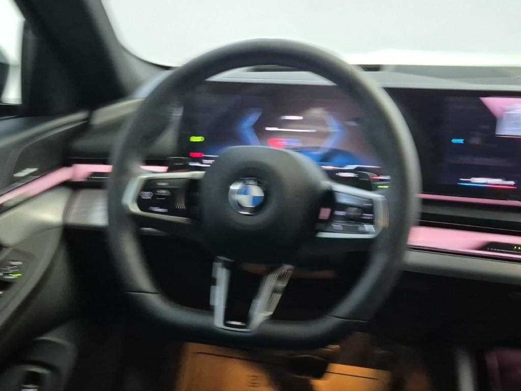 BMW 5 Series - Vista 9