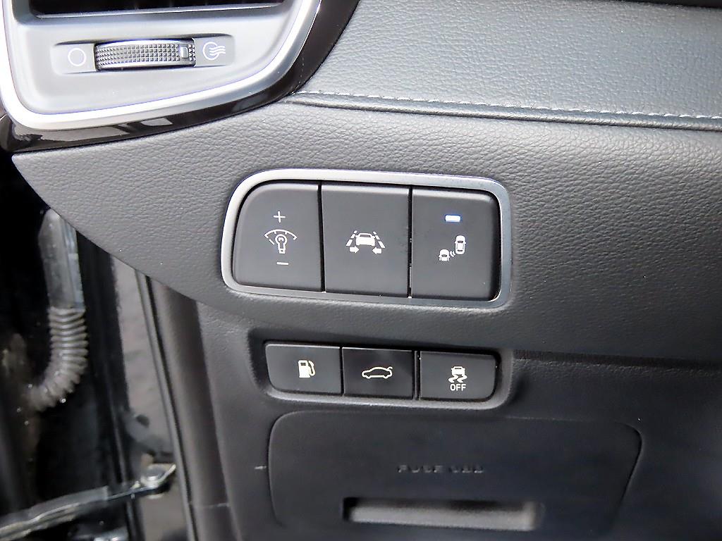 HYUNDAI Grandeur - Vista 12