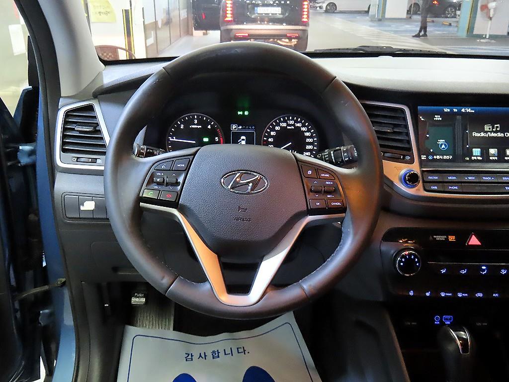 HYUNDAI Tucson - Vista 8