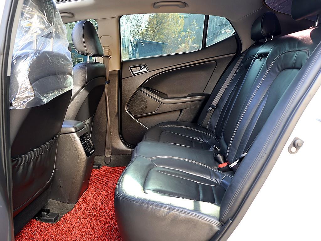 KIA K5 2012 Blanco - Importación desde Corea - HF Imports Iquique - Foto 13