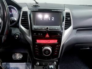 Ssangyong Tivoli - Vista 12