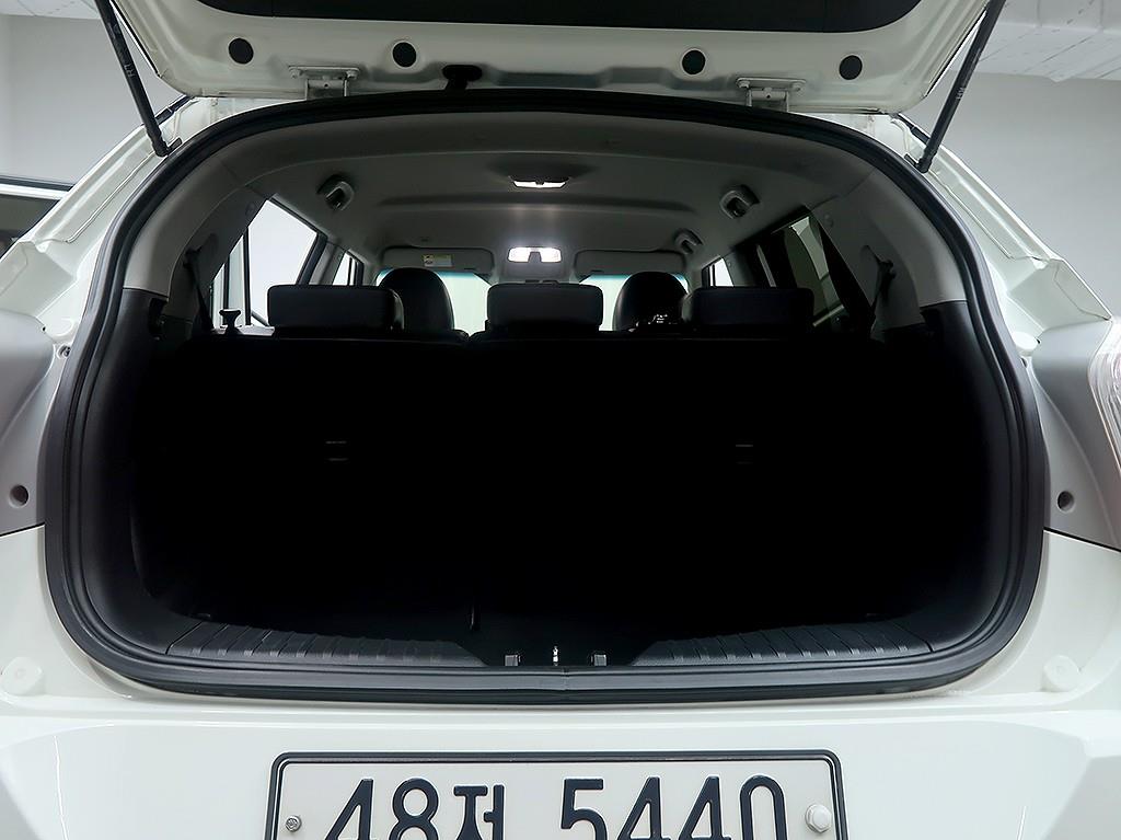 Ssangyong Tivoli 2015 Blanco - Importación desde Corea - HF Imports Iquique - Foto 13