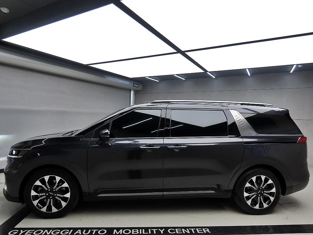 KIA Carnival - Vista 4