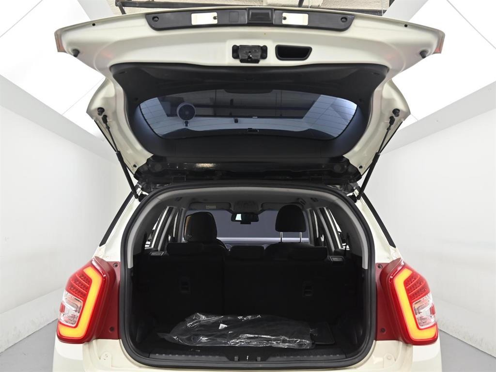 Ssangyong Tivoli 2016 Blanco - Importación desde Corea - HF Imports Iquique - Foto 20