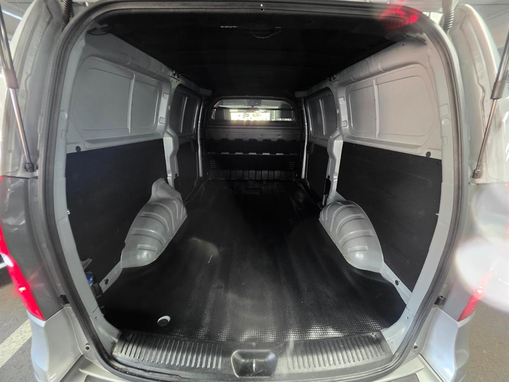 HYUNDAI Starex - Vista 9