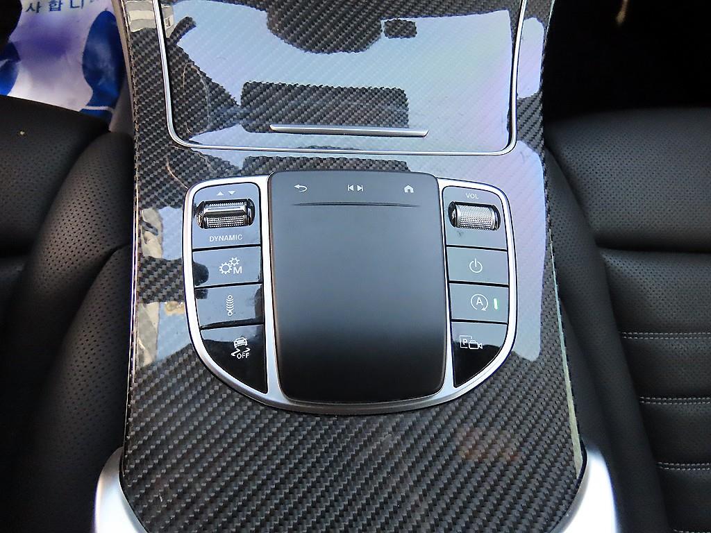 Mercedes Benz GLC Class - Vista 12