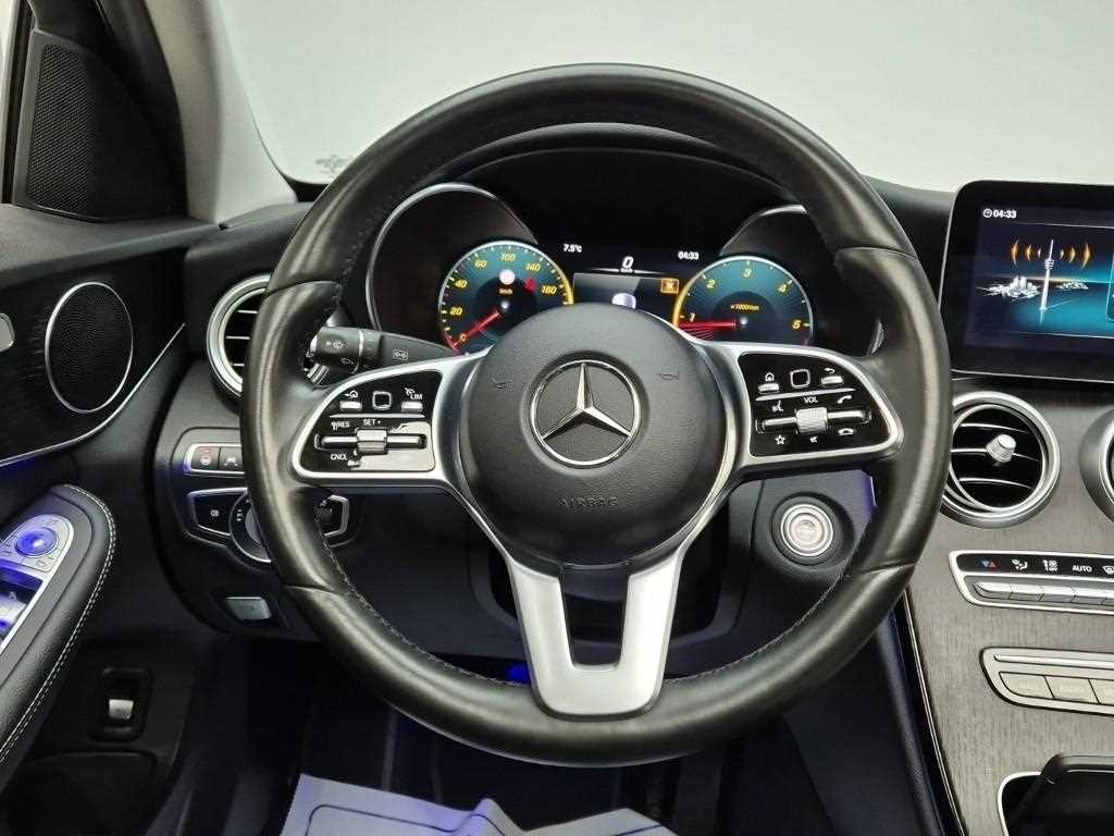 Mercedes Benz C Class - Vista 9