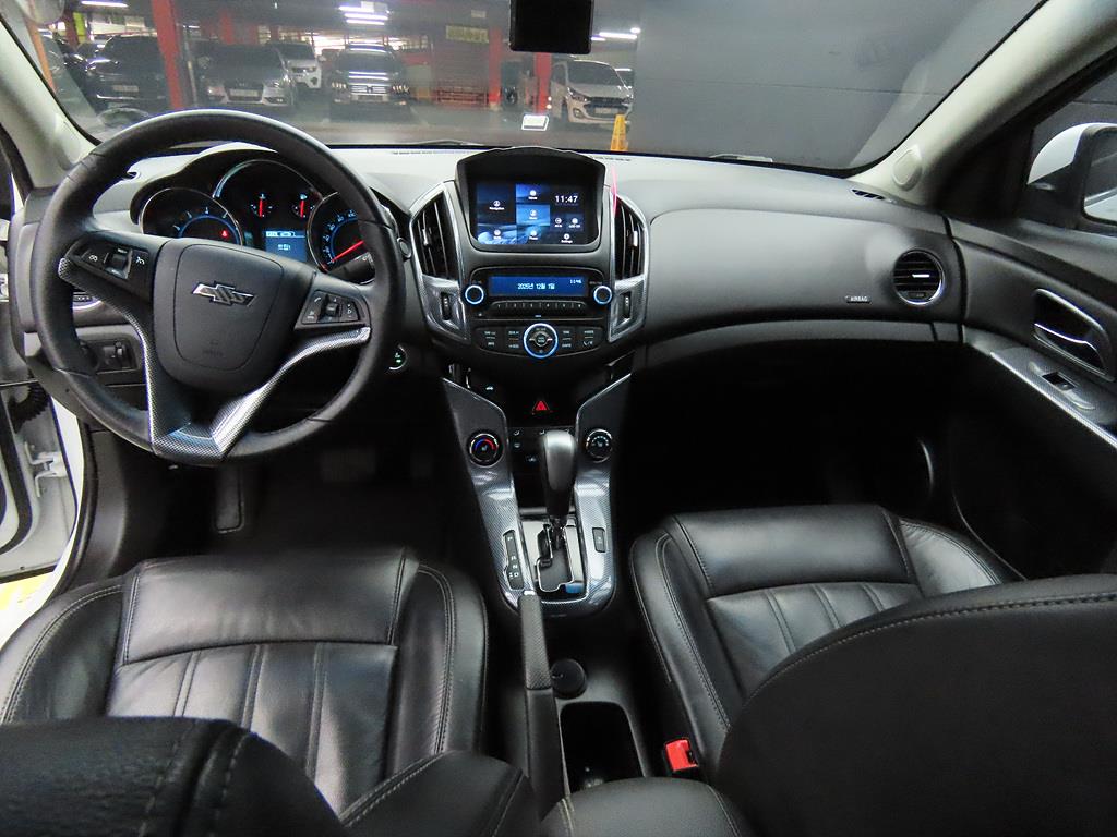 Chevrolet Cruise - Vista 7