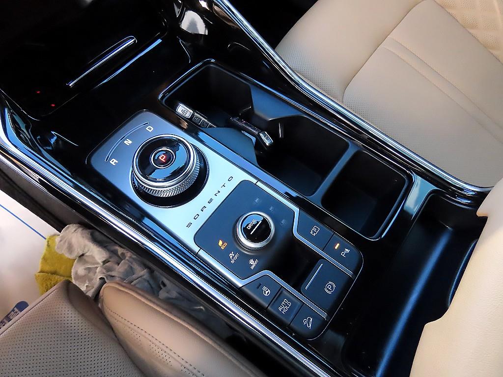 KIA Sorento - Vista 11