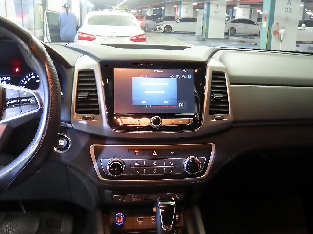 Ssangyong Rexton - Vista 11