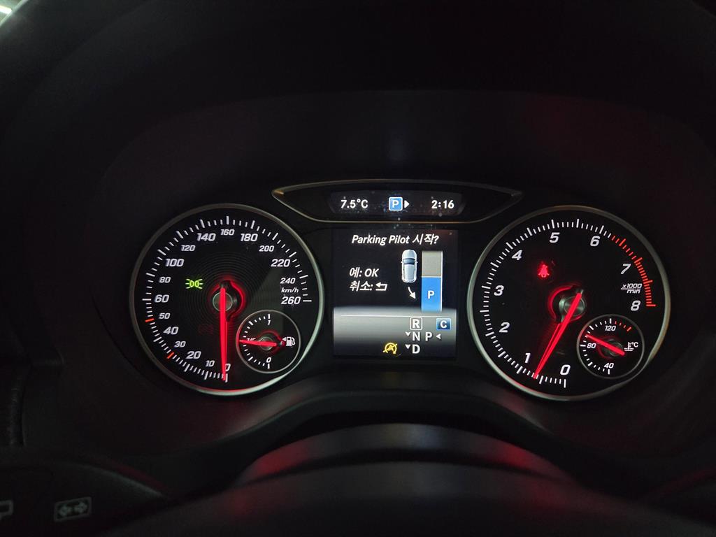 Mercedes Benz A Class 2018 Negro - Importación desde Corea - HF Imports Iquique - Foto 18