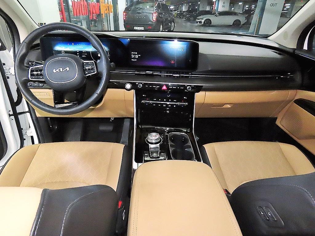 KIA Carnival - Vista 10