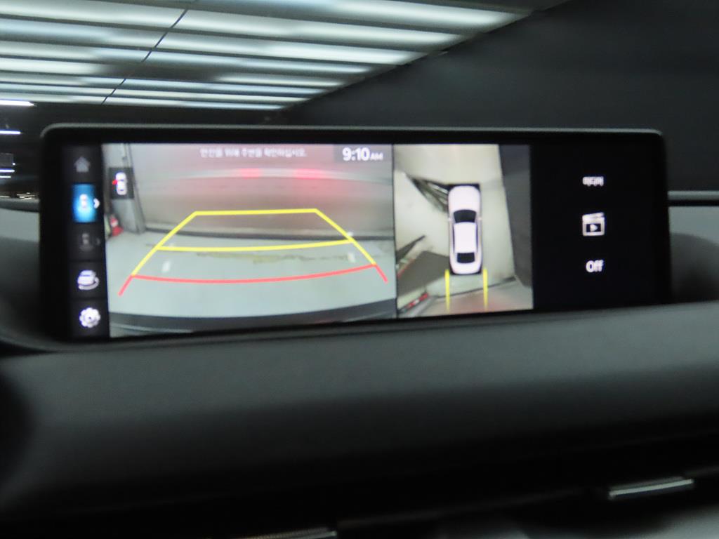 Genesis G80 - Vista 12