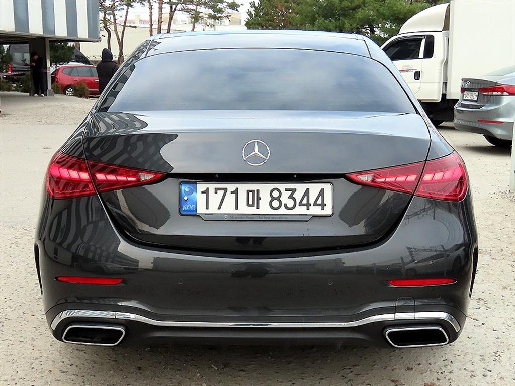 Mercedes Benz C Class - Vista 4