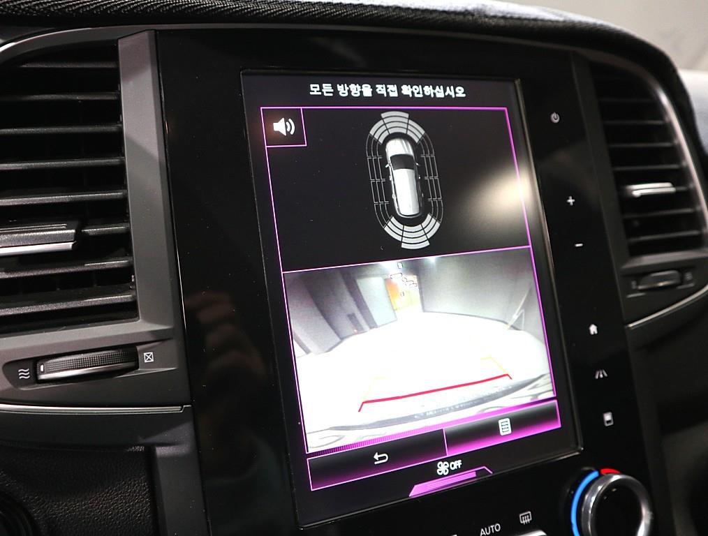 SAMSUNG QM6 - Vista 12