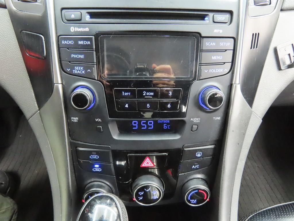 HYUNDAI Sonata - Vista 12