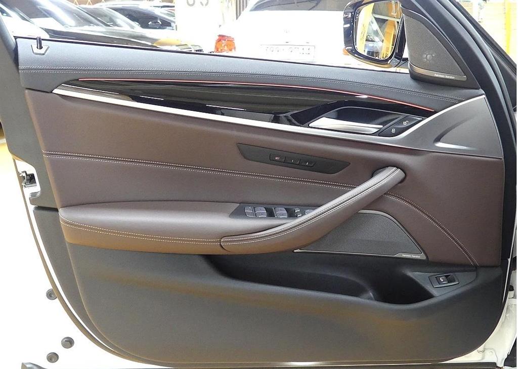 BMW 5 Series - Vista 11