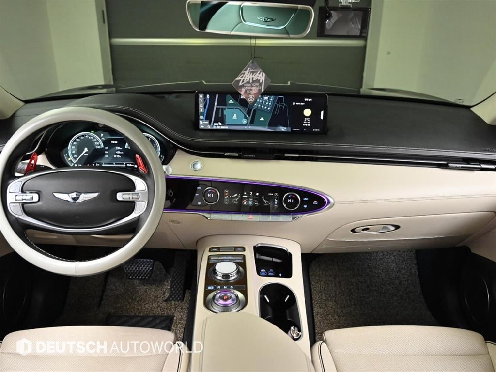 Genesis GV70 - Vista 7