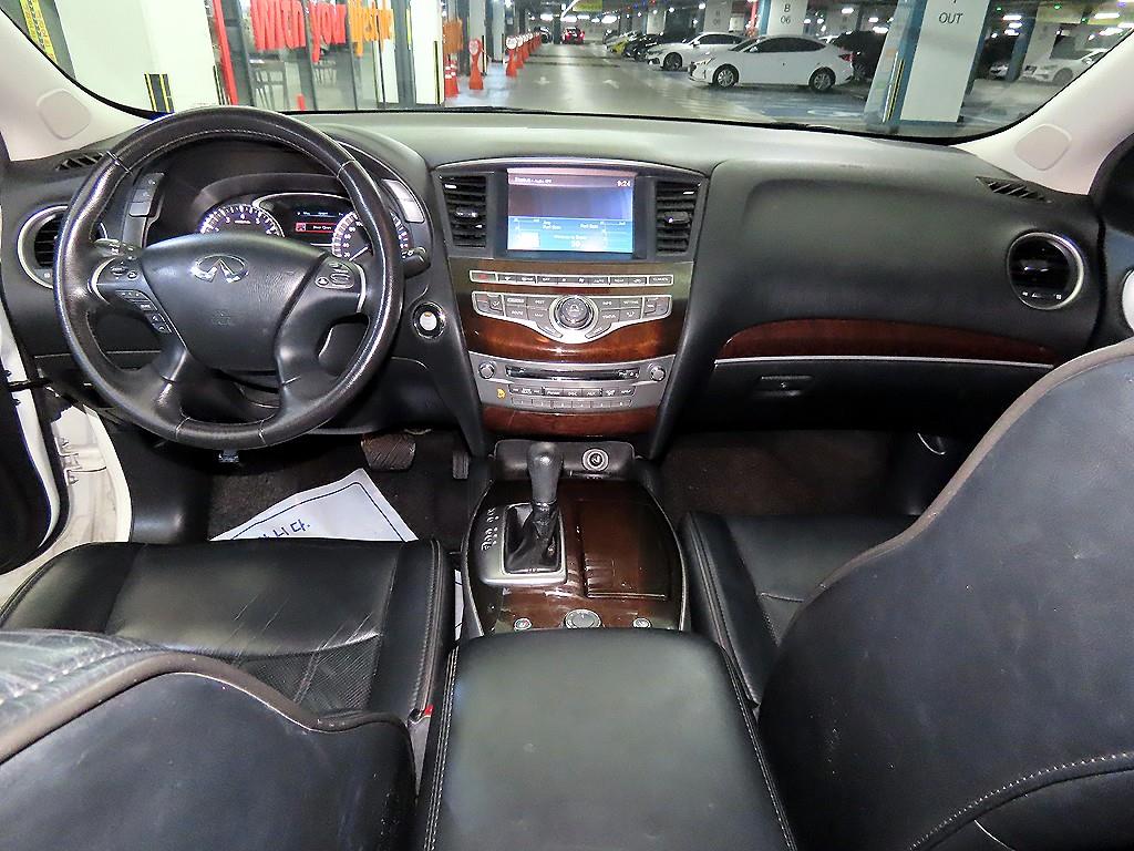 Infiniti QX - Vista 10