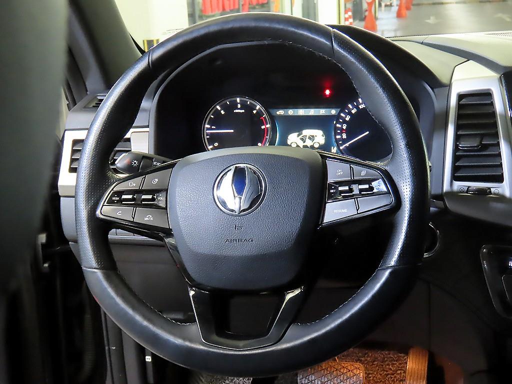 Ssangyong Rexton - Vista 8