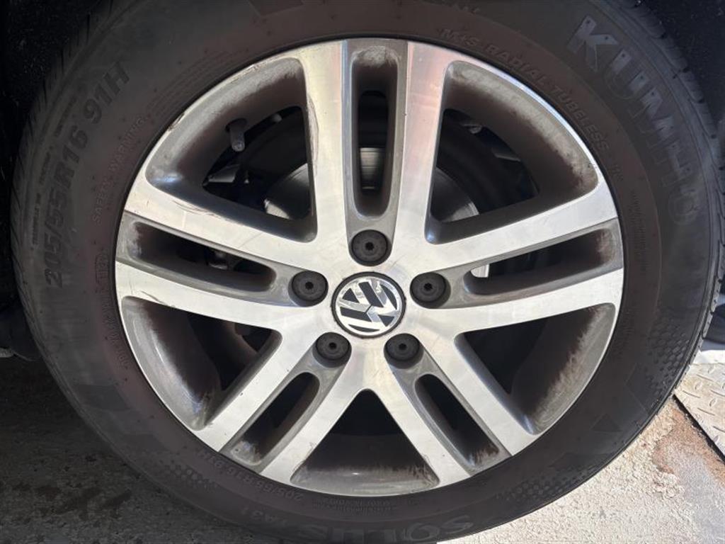 Volkswagen Golf - Vista 9