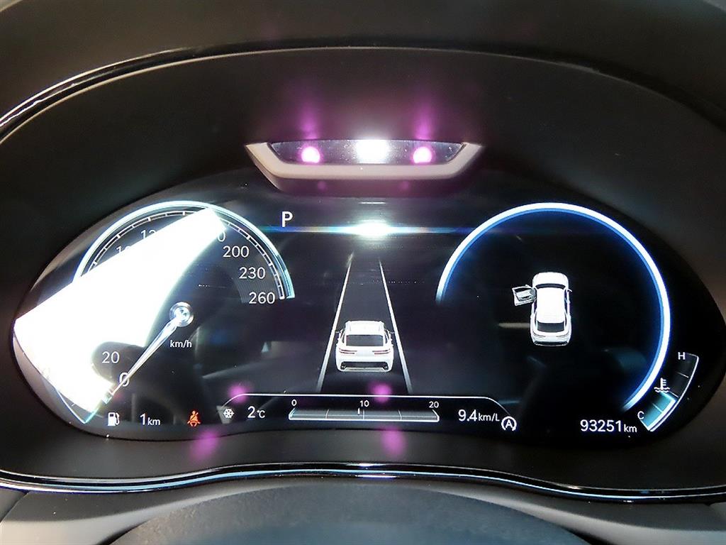 Genesis GV70 - Vista 9