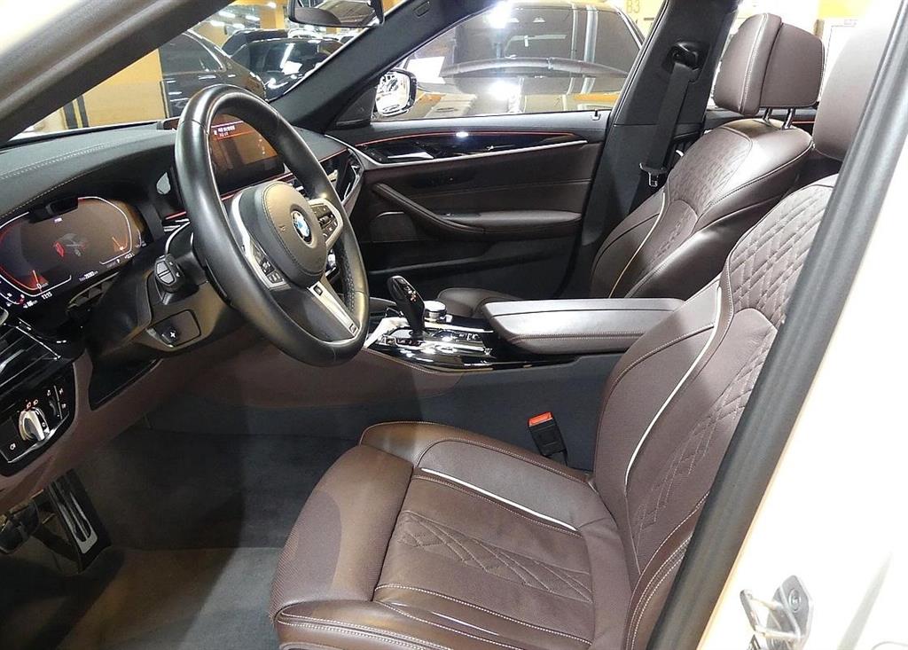 BMW 5 Series - Vista 8