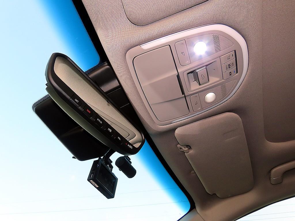 Genesis G80 2019 Blanco - Importación desde Corea - HF Imports Iquique - Foto 15