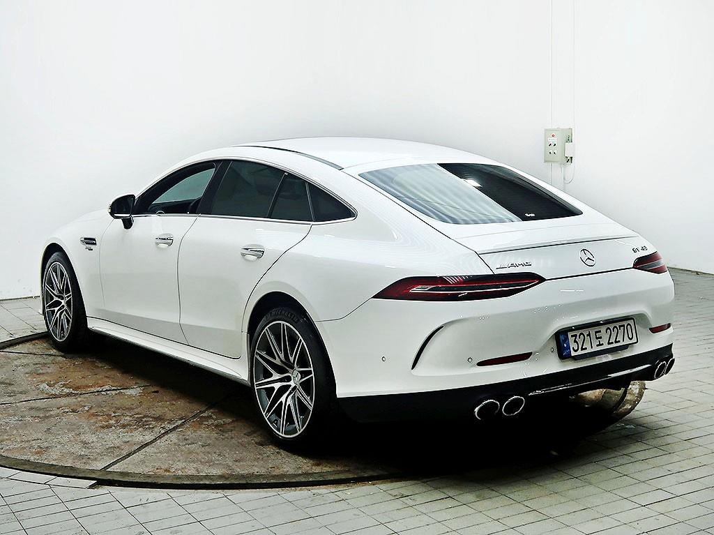 Mercedes Benz AMG GT - Vista 7