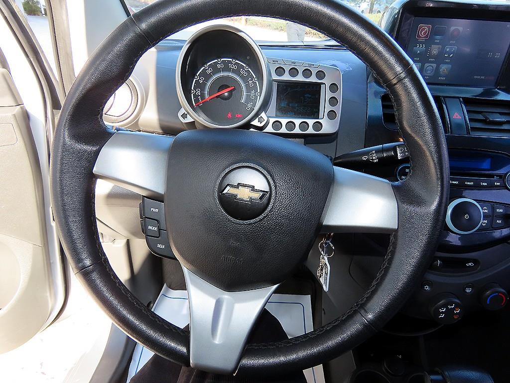 Chevrolet Spark - Vista 8