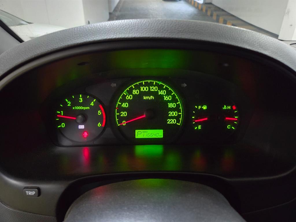 HYUNDAI Starex - Vista 10