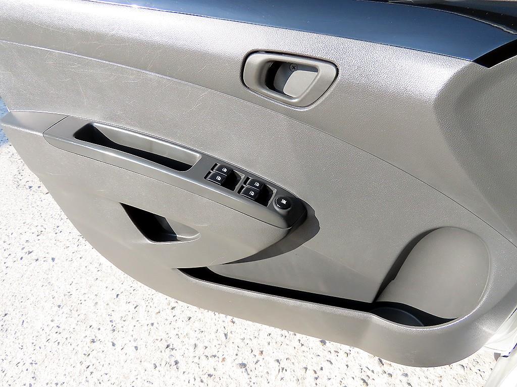 Chevrolet Spark - Vista 11