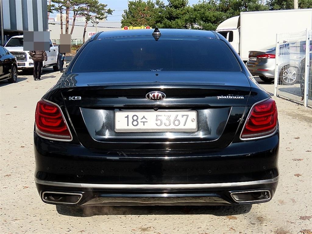 KIA K9 - Vista 4