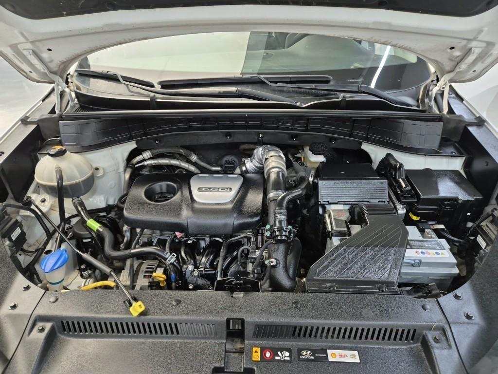 HYUNDAI Tucson - Vista 5