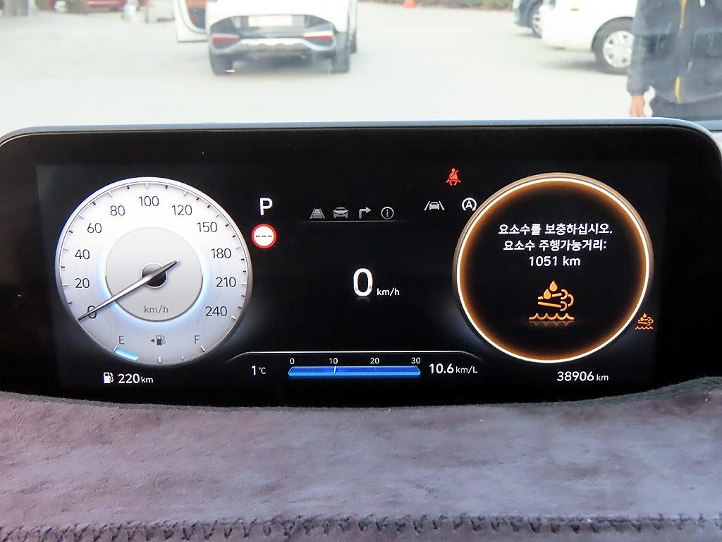 HYUNDAI Staria - Vista 10