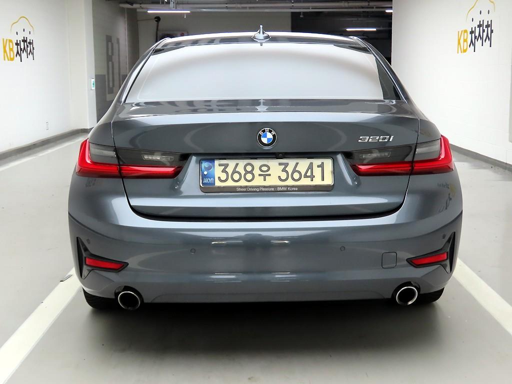 BMW 3 series - Vista 3