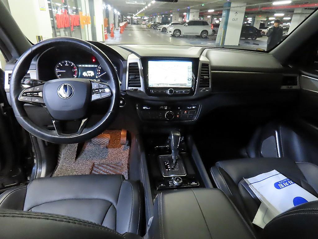 Ssangyong Rexton - Vista 10