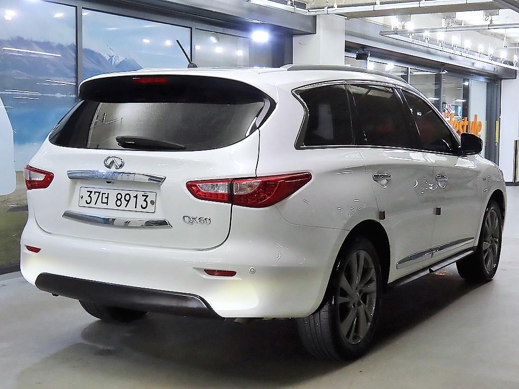 Infiniti QX - Vista 4