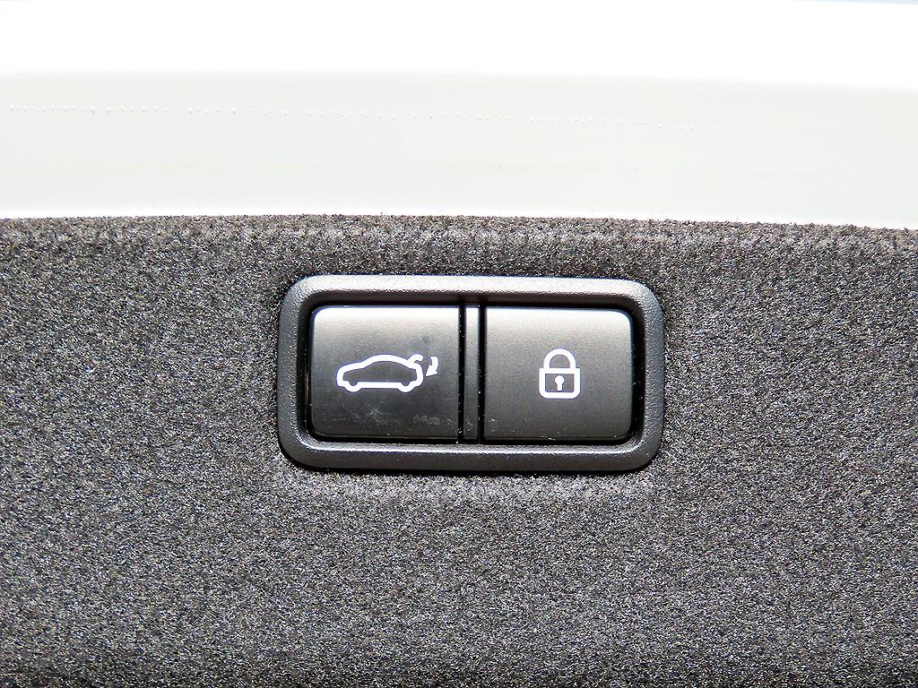 Genesis G80 2019 Blanco - Importación desde Corea - HF Imports Iquique - Foto 16