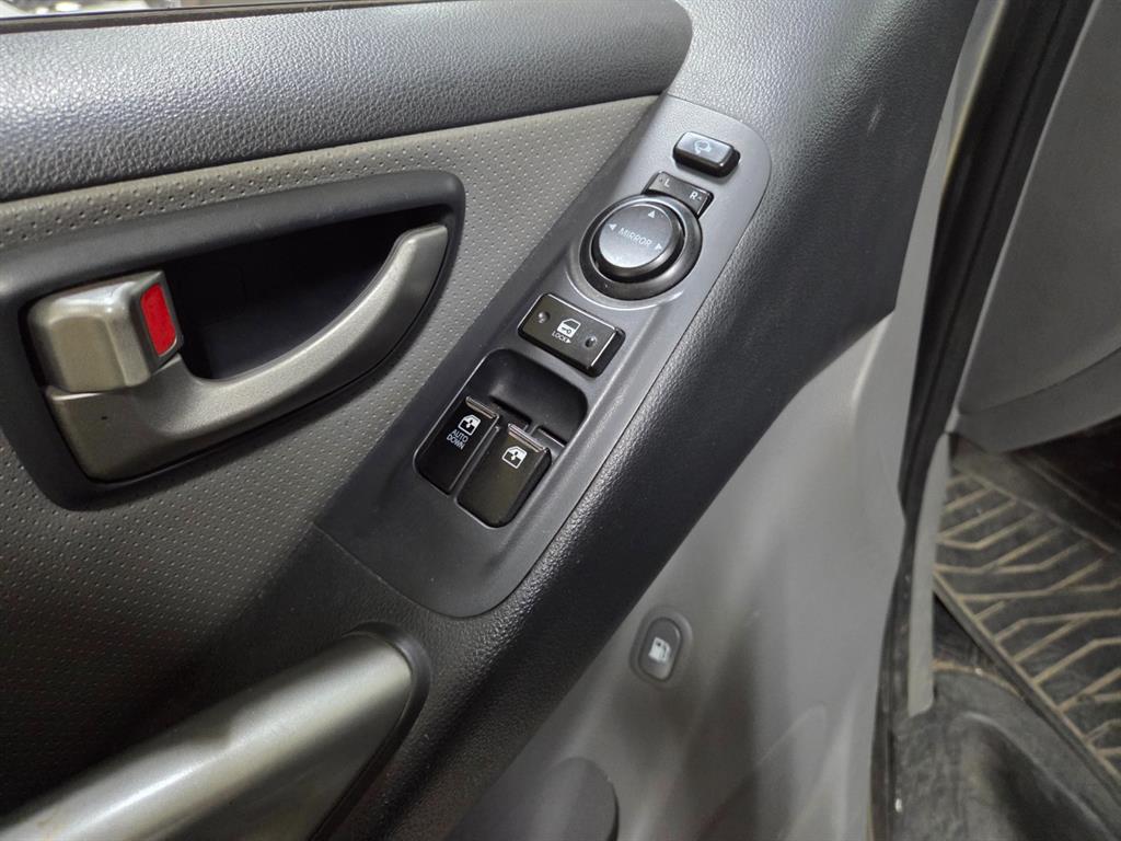 HYUNDAI Starex 2015 Plateado - Importación desde Corea - HF Imports Iquique - Foto 14