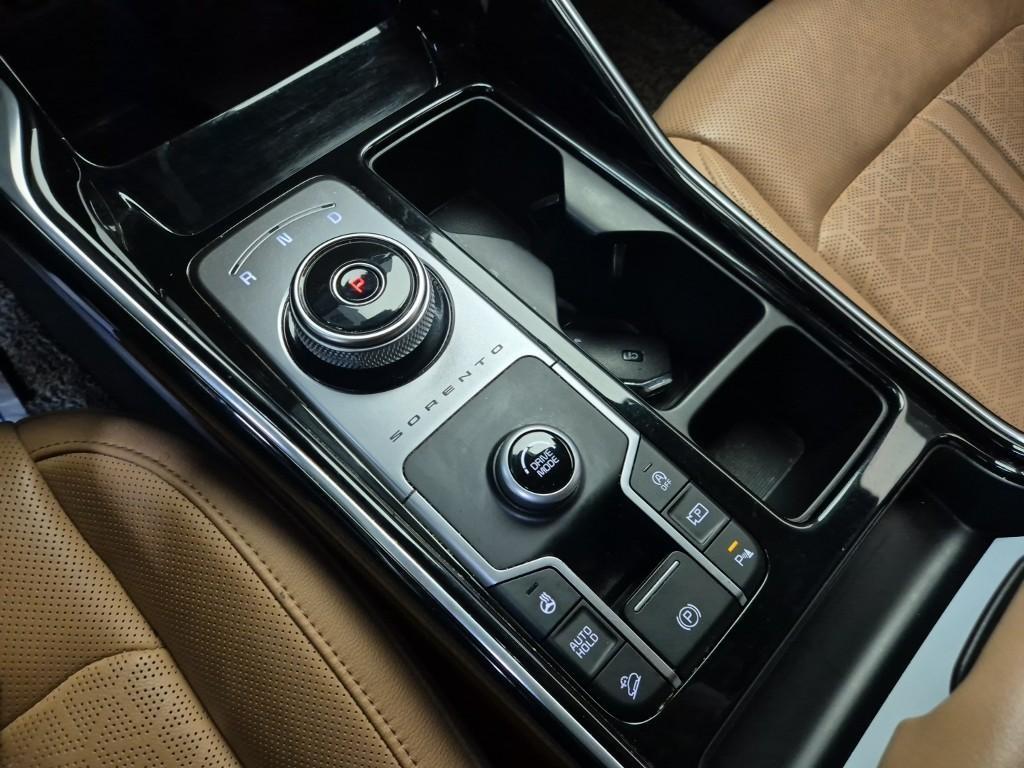 KIA Sorento - Vista 8