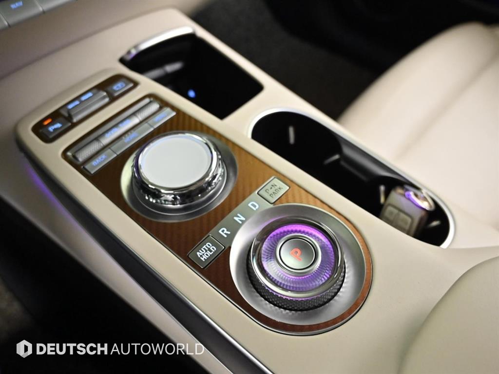 Genesis GV70 - Vista 9