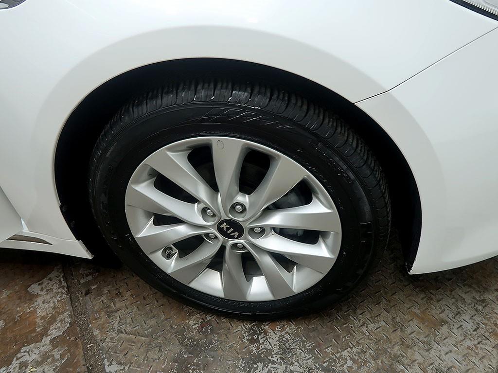 KIA K5 2017 Blanco - Importación desde Corea - HF Imports Iquique - Foto 8