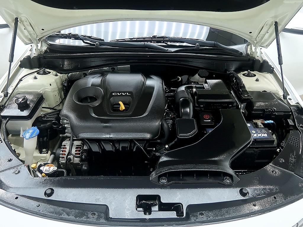 KIA K5 2017 Blanco - Importación desde Corea - HF Imports Iquique - Foto 7