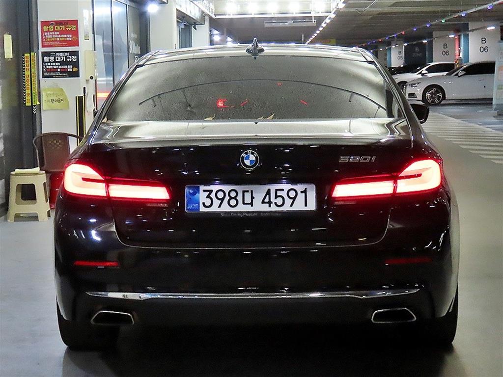 BMW 5 Series - Vista 5