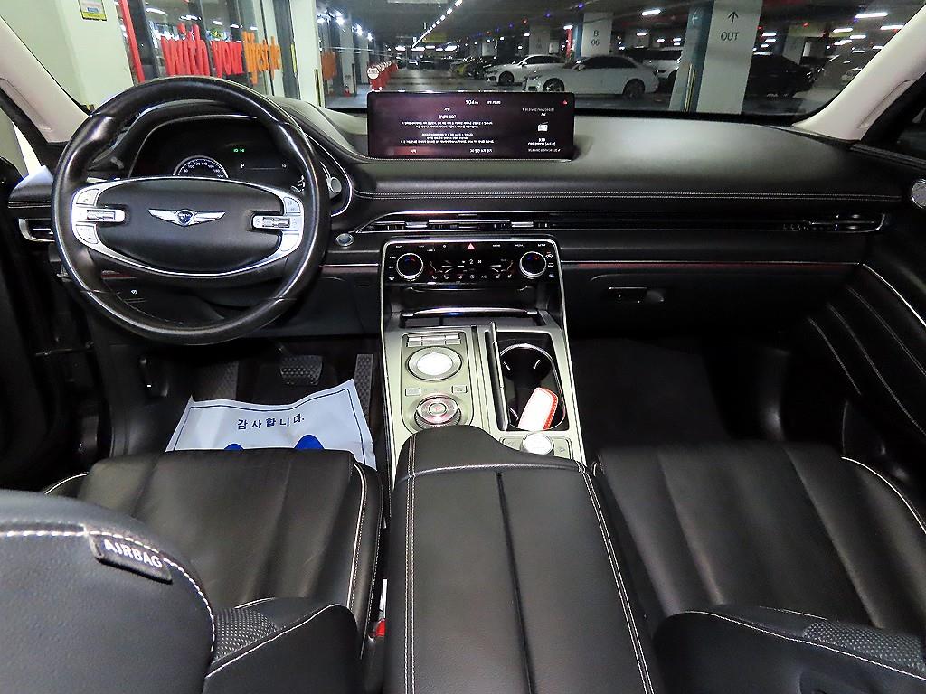 Genesis GV80 - Vista 10