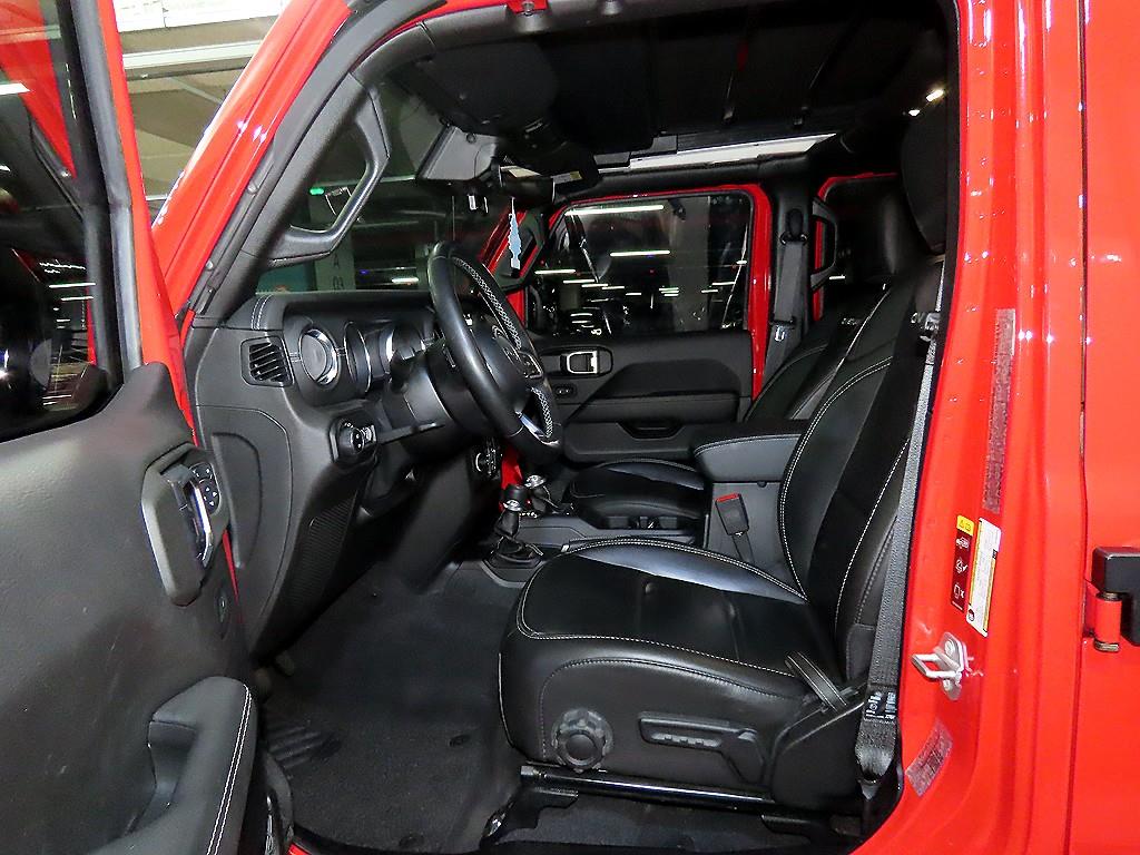 Jeep Wrangler - Vista 6